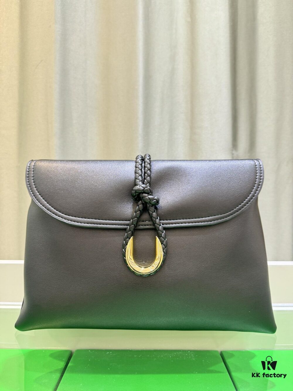 Calfskin Leather Bag - Shu Qi's Same Style BV Liberta Bag, The Epitome of Elegance