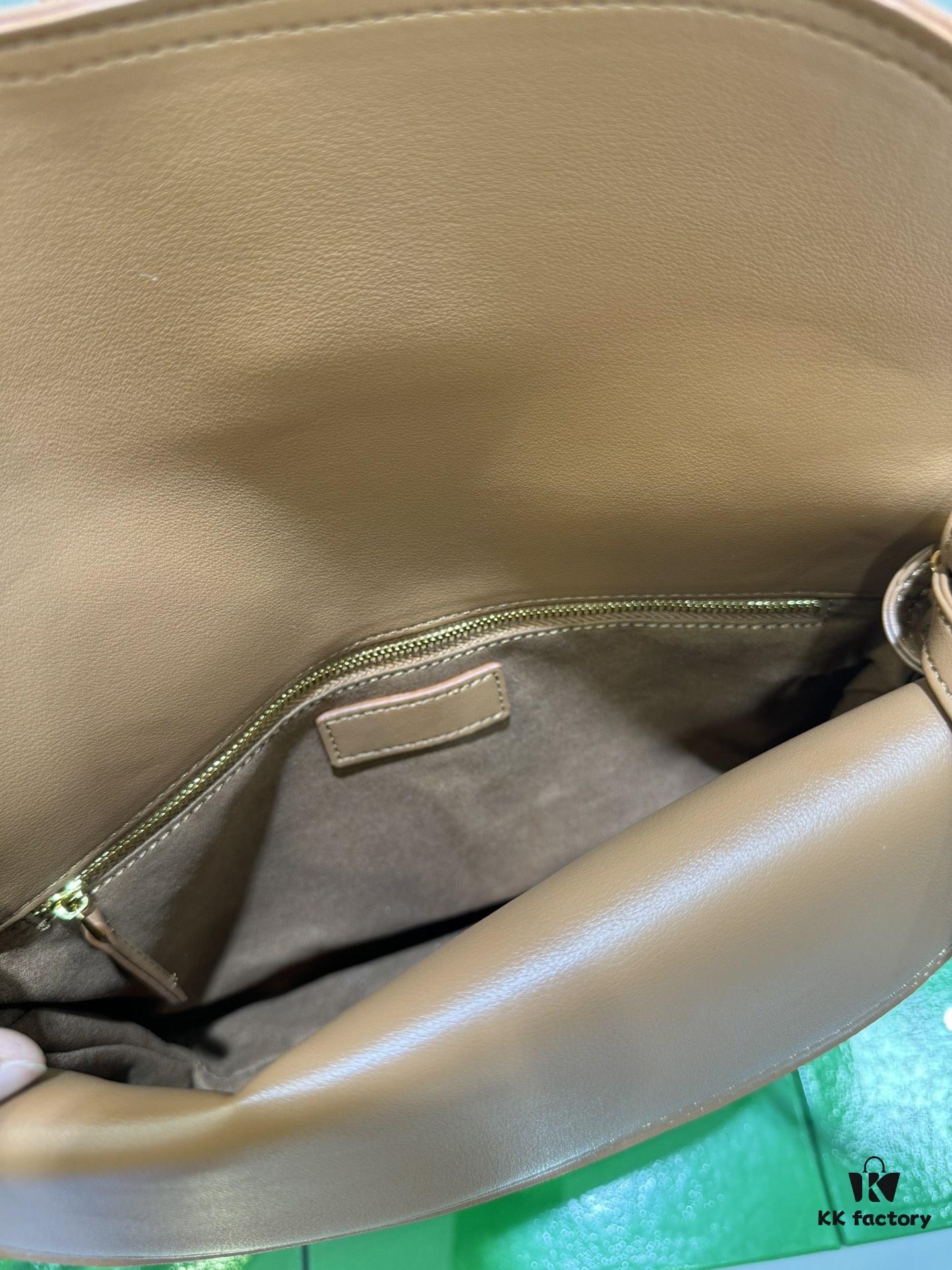 Calfskin Leather Bag - Shu Qi's Same Style BV Liberta Bag, The Epitome of Elegance