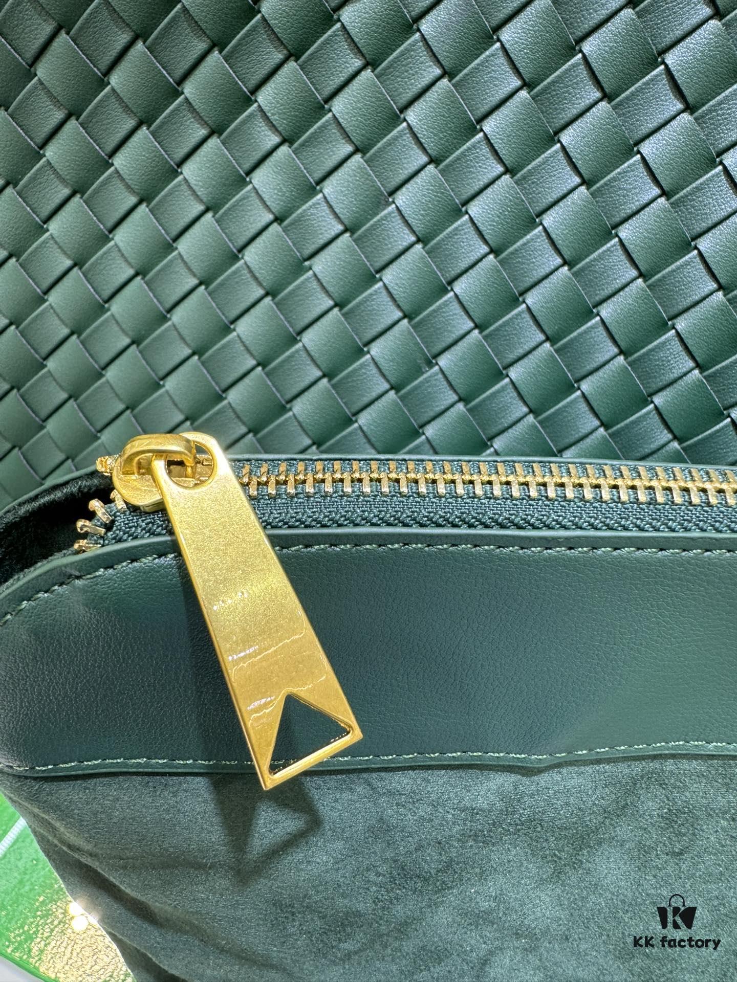 BV Picnic Woven Handbag - Bottega Veneta 24 Early Autumn New Vintage Style Beautiful Tote Bag