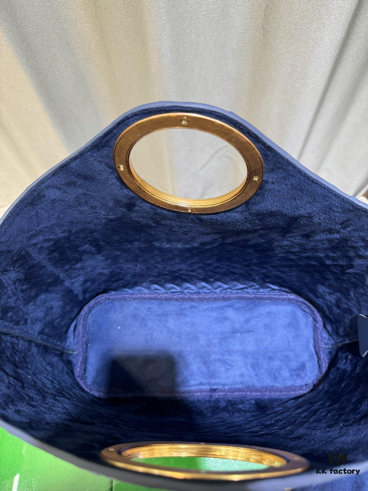 BV Picnic Wicker Handbag, Bottega Veneta 2024 Early Autumn New Women's Vintage-Style Beautiful Tote Bag