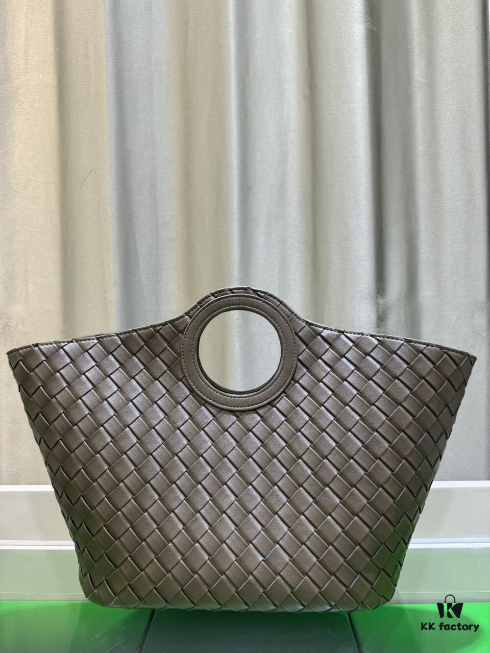 BV Picnic Wicker Handbag - Bottega Veneta 2024 Early Autumn New Vintage Style Beautiful Tote Bag