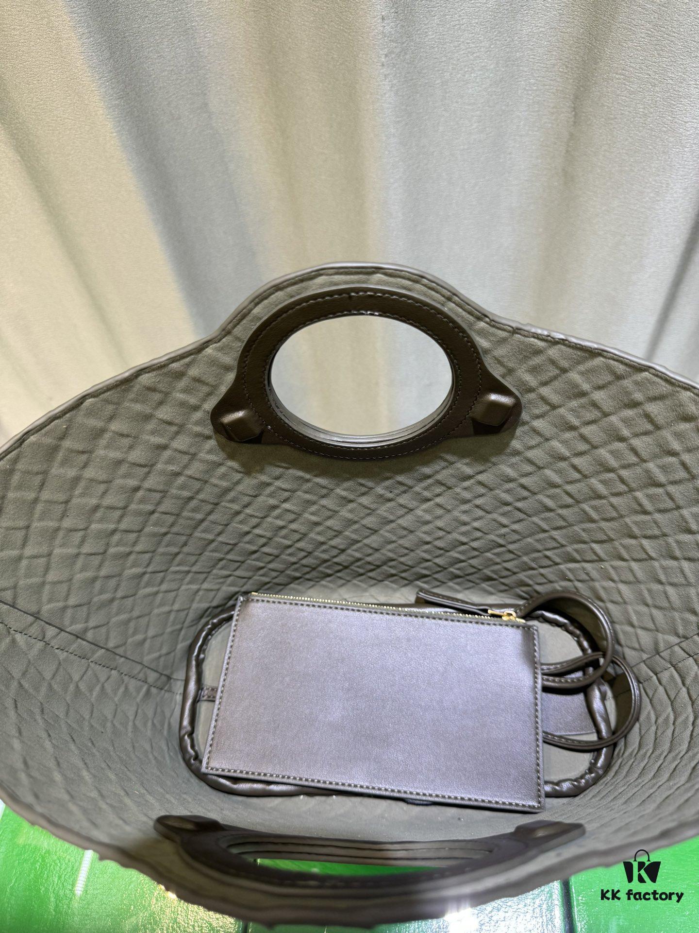 BV Picnic Wicker Handbag - Bottega Veneta 2024 Early Autumn New Vintage Style Beautiful Tote Bag