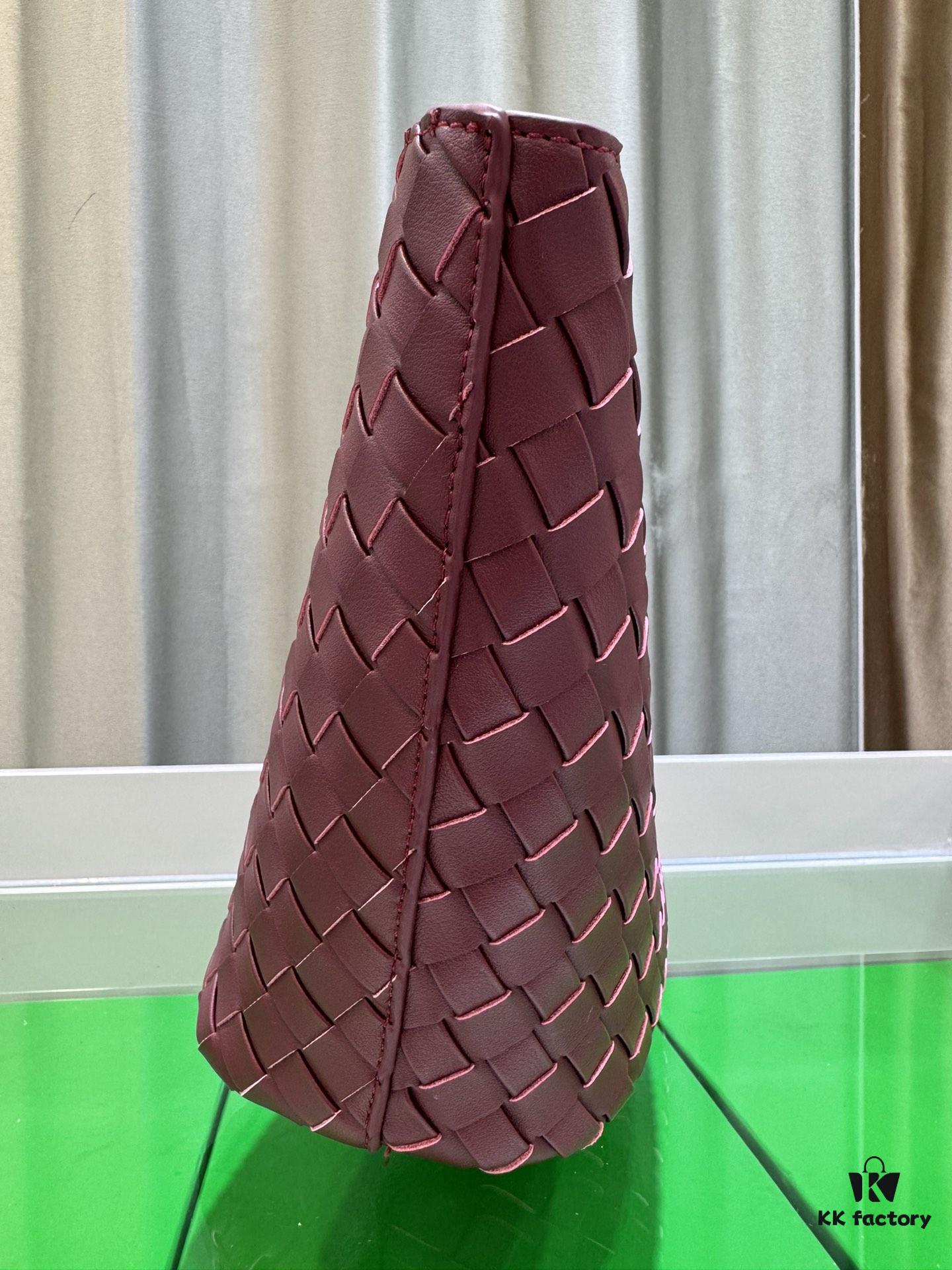 BV Picnic Woven Handbag - Bottega Veneta Women's New Retro Style Tote Bag from Early Autumn 2024 Collection