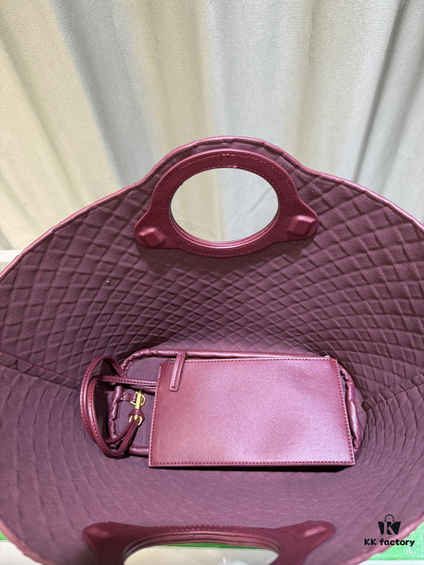 BV Picnic Woven Handbag - Bottega Veneta Women's New Retro Style Tote Bag from Early Autumn 2024 Collection