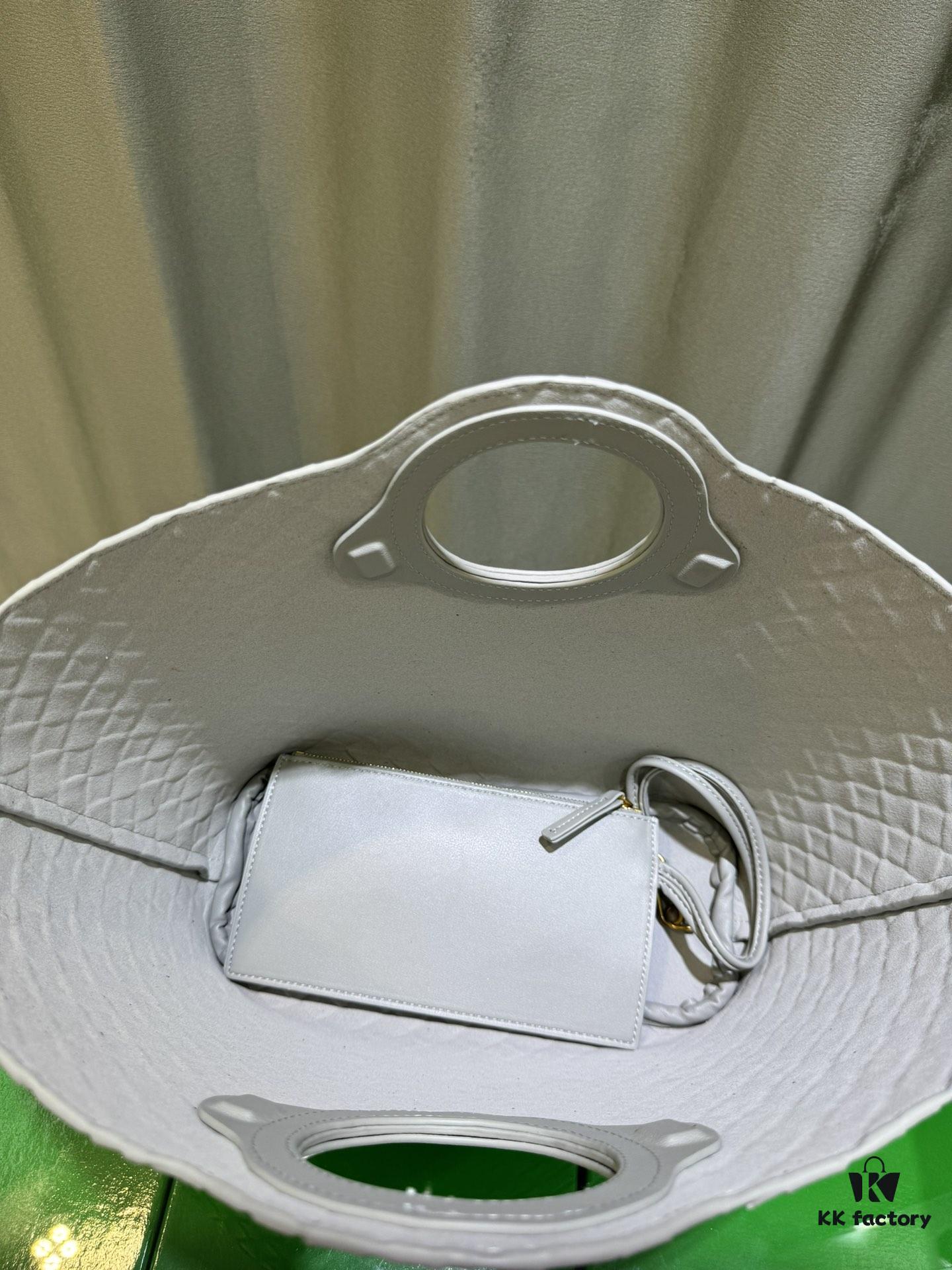 BV Picnic Woven Handbag - Bottega Veneta Women's New Vintage-Style Tote Bag 24 Early Autumn Collection