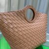 BV Picnic Woven Handbag, Bottega Veneta 24 Early Autumn New Women's Retro Style Beautiful Tote Bag