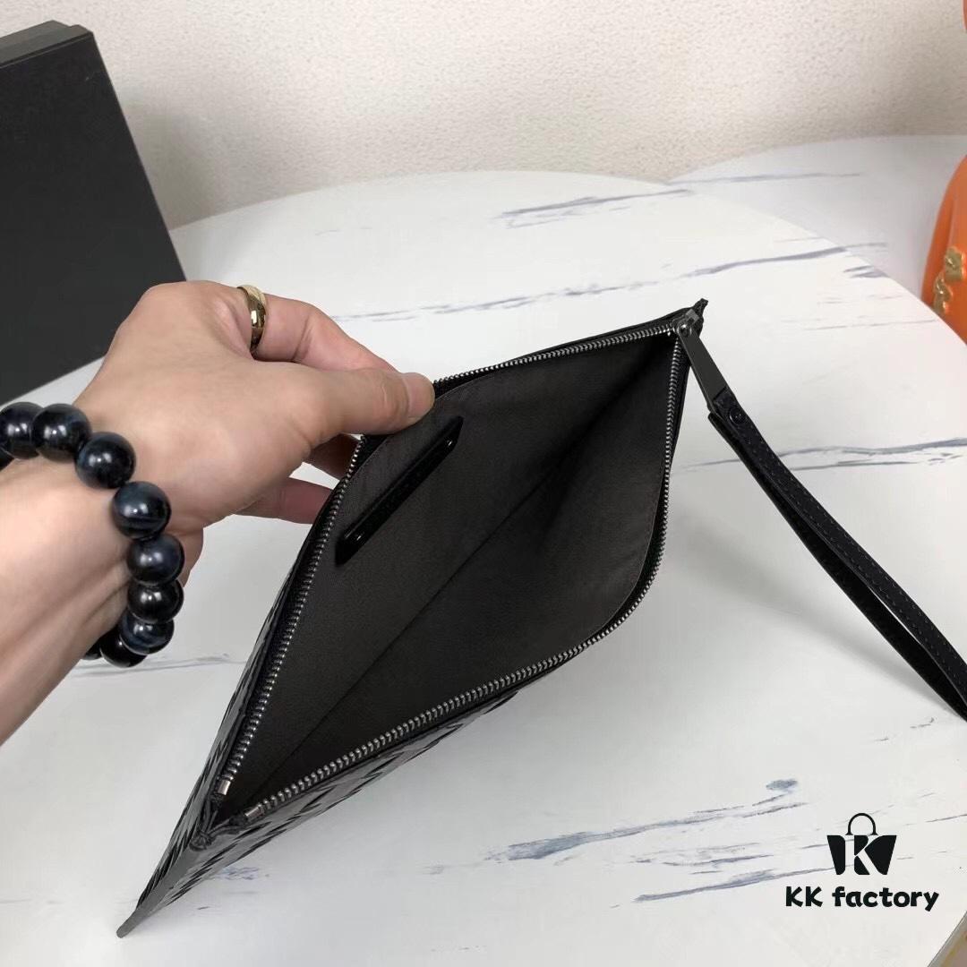 Luxury Handcrafted Waxed Cowhide Clutch with Box - Premium Imported Custom Leather, New Braided Design, Develops Rich Patina Over Time