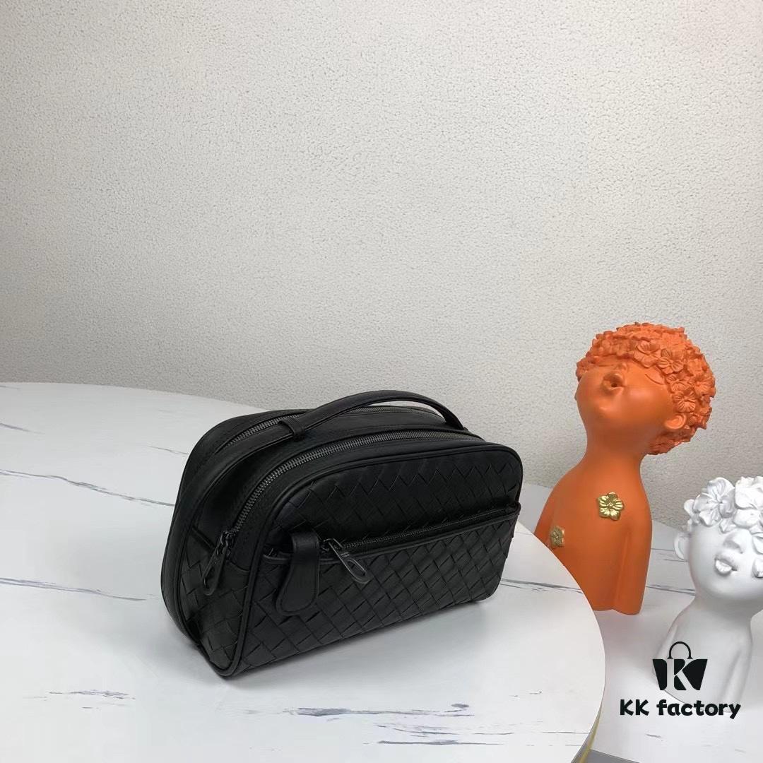 BV Original Overseas Order Quality, Counter-Synchronized, Premium Waxed Cowhide with Unique Design