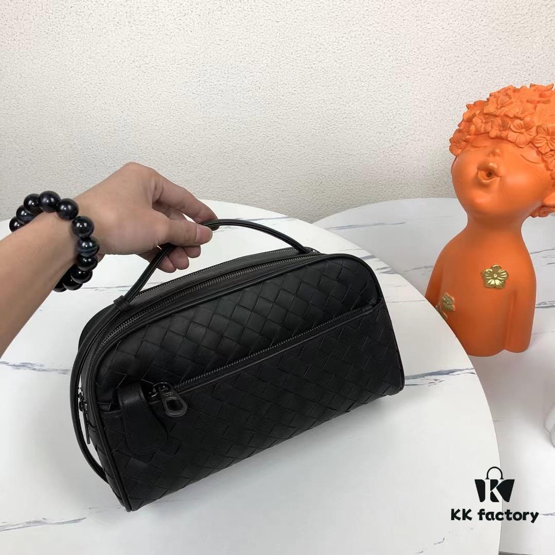 BV Original Overseas Order Quality, Counter-Synchronized, Premium Waxed Cowhide with Unique Design