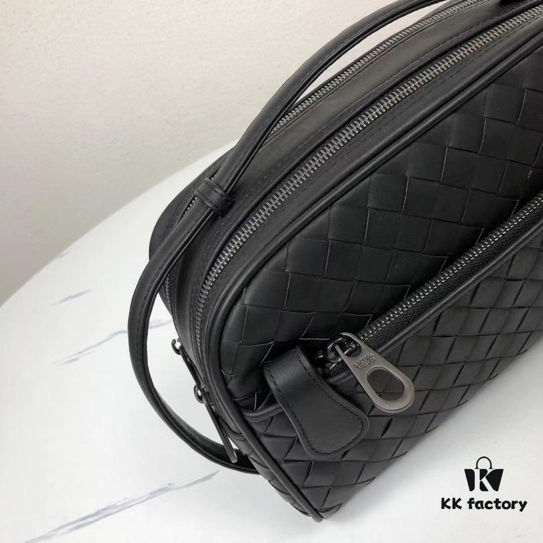 BV Original Overseas Order Quality, Counter-Synchronized, Premium Waxed Cowhide with Unique Design