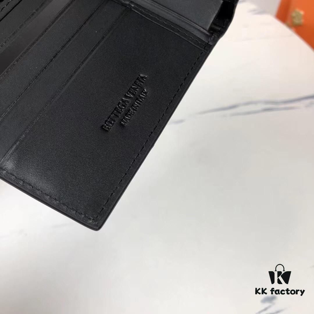 Bv🦋 Woven Wallet Short Style, Premium Imported Wax Cowhide, Handcrafted with Elegant Simplicity, 8 Card Slots Included