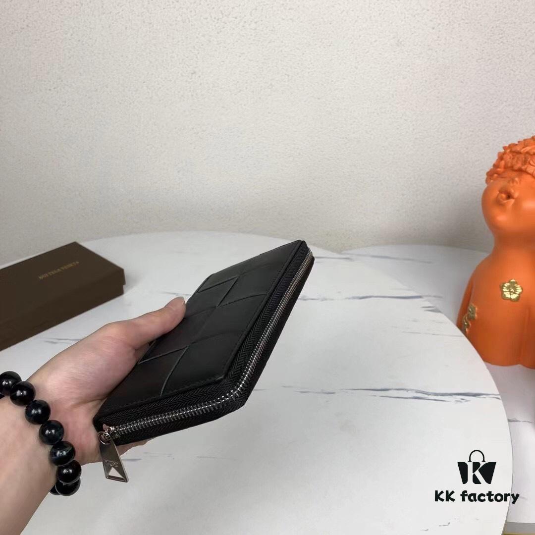 Bottega Veneta Wallet Made from Imported Waxed Calfskin, Handwoven, Softens with Use