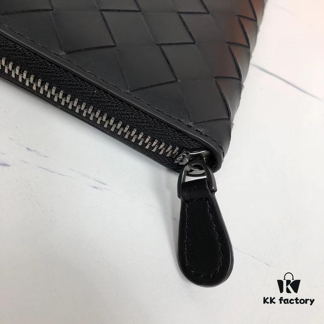 Bottega Veneta Wallet in Black Wax-Treated Calfskin - Style No. 1256 (Medium Braid)