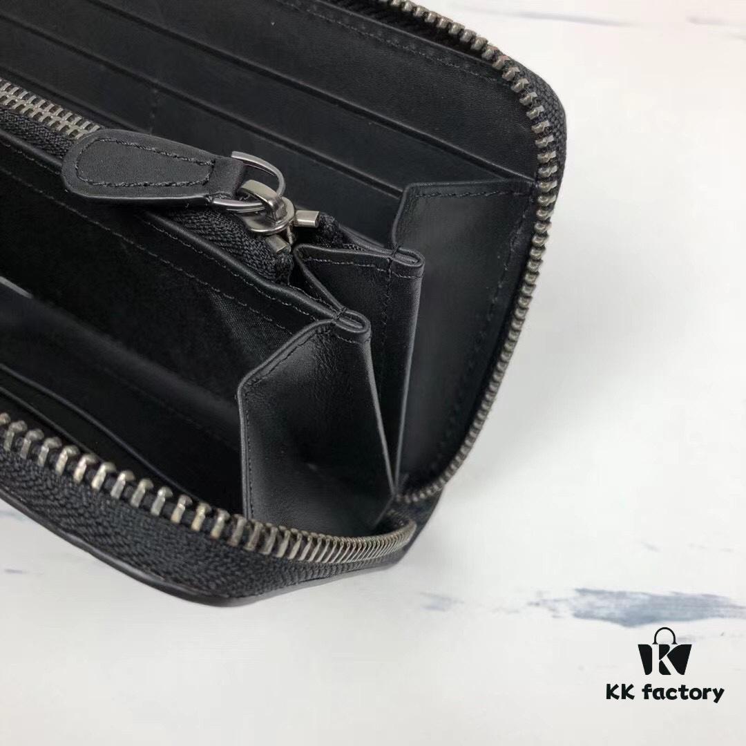 Bottega Veneta Wallet in Black Wax-Treated Calfskin - Style No. 1256 (Medium Braid)