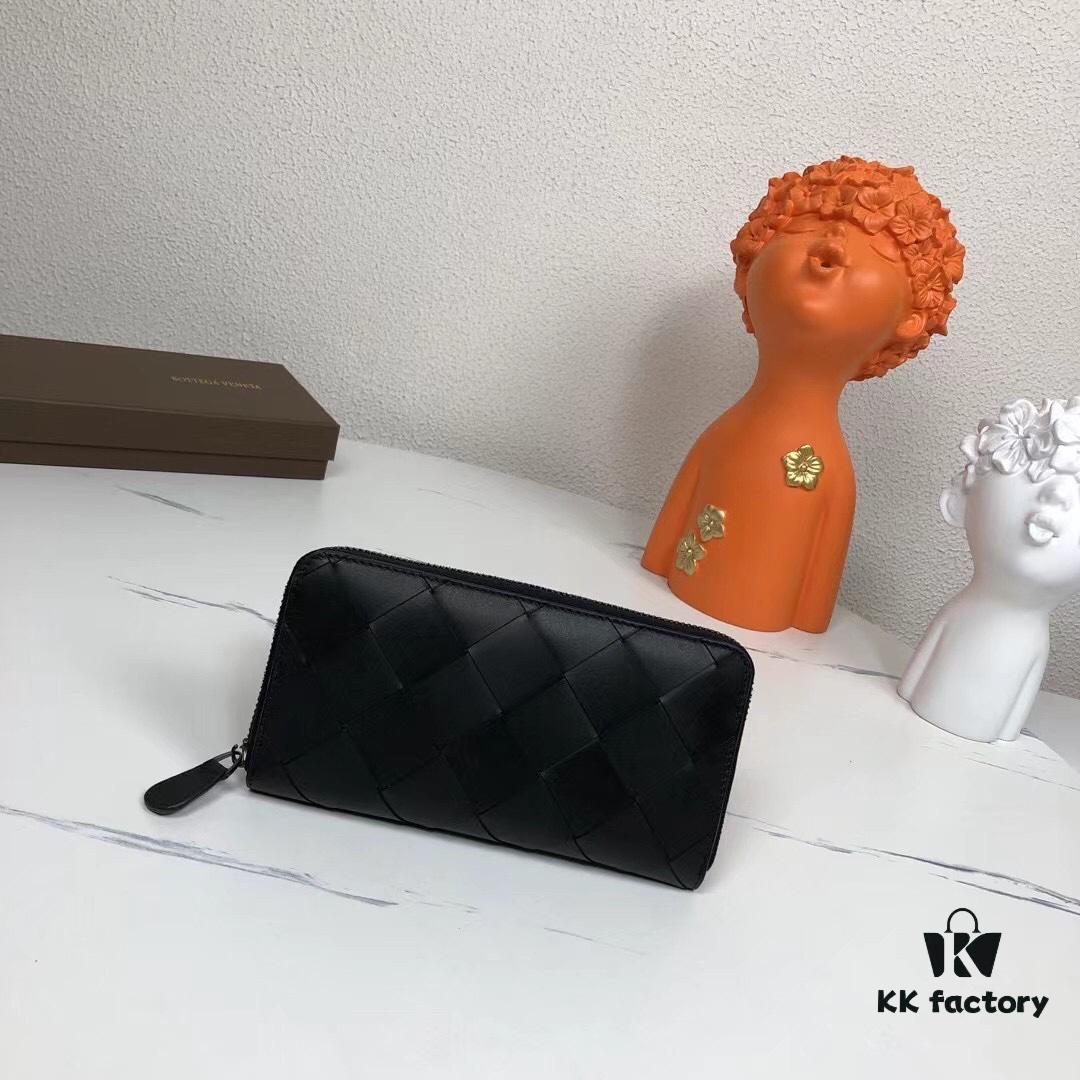 Bottega Veneta Black Woven Leather Wallet - Imported Wax-Treated Calfskin, Handcrafted Design 1618#