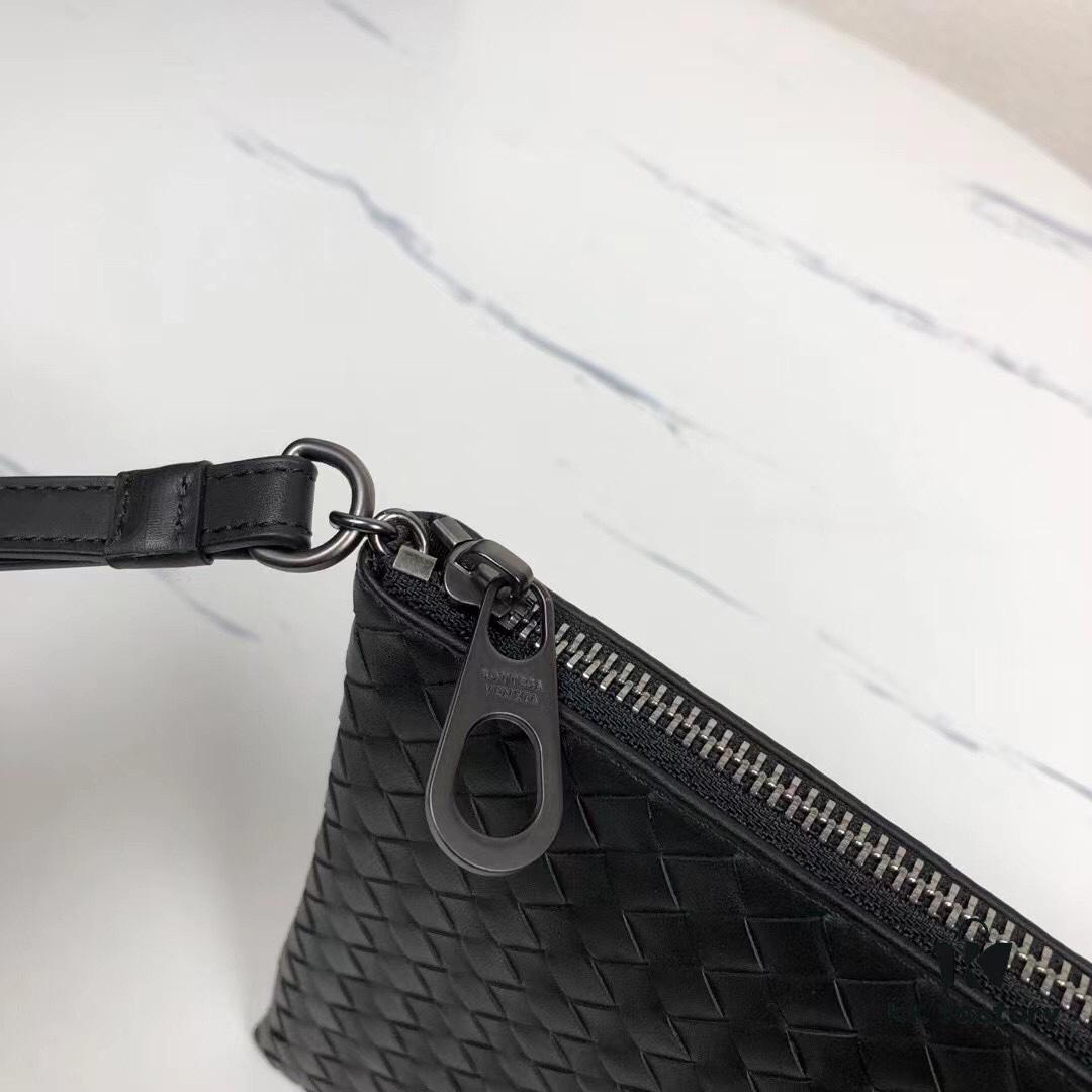 Medium Size with Box - BV Men's Handbag, Crafted with Premium Waxed Cowhide, Handwoven Design