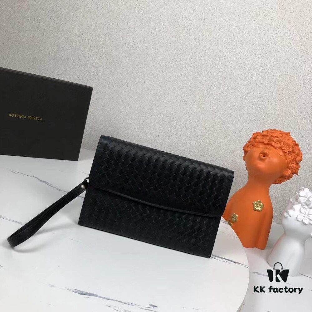 BV Woven Handbag in Black, Made from Imported Wax-Coated Calfskin, Comes with Box