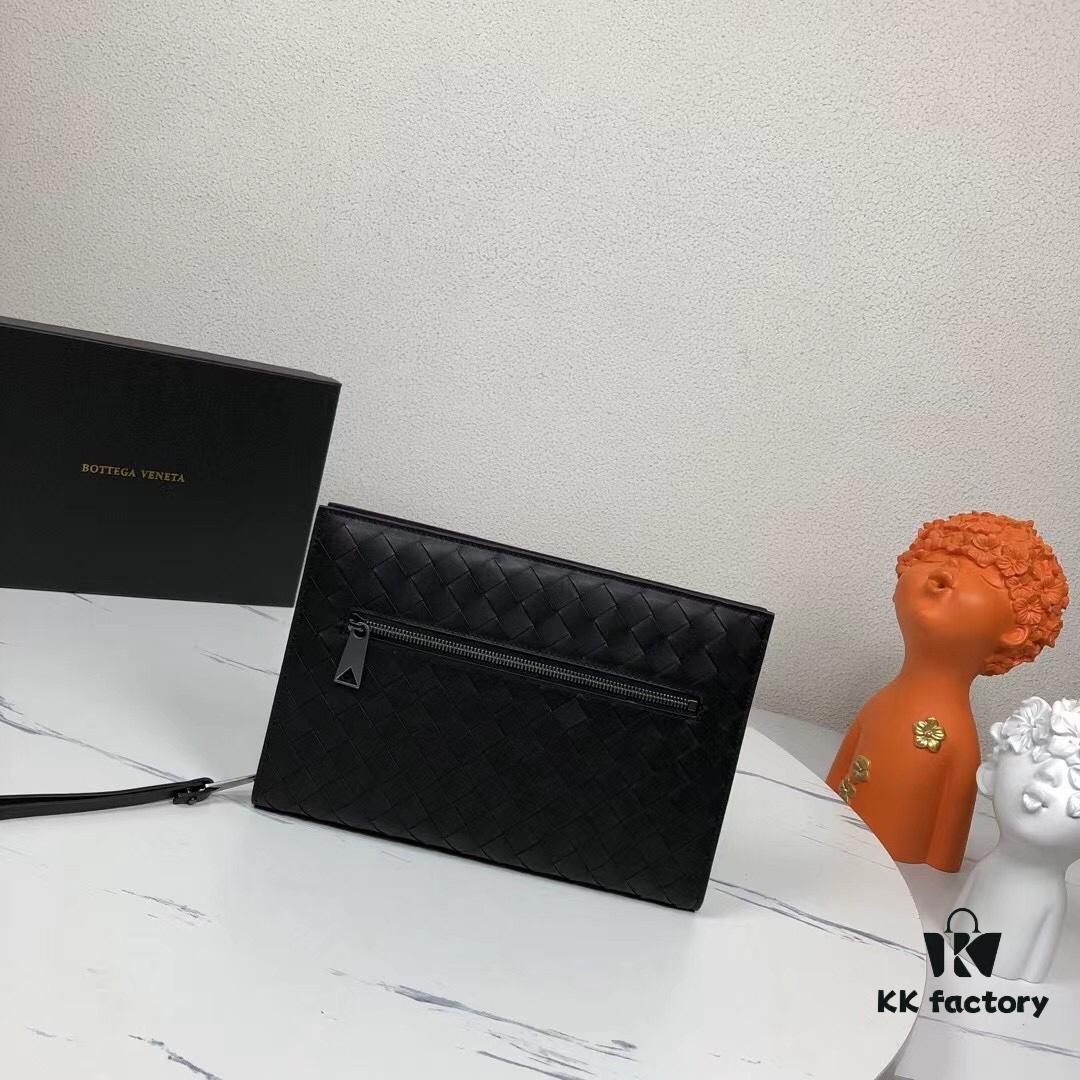 New Woven Handbag with Box, Featuring Classic BV-Style Braided Mesh Design