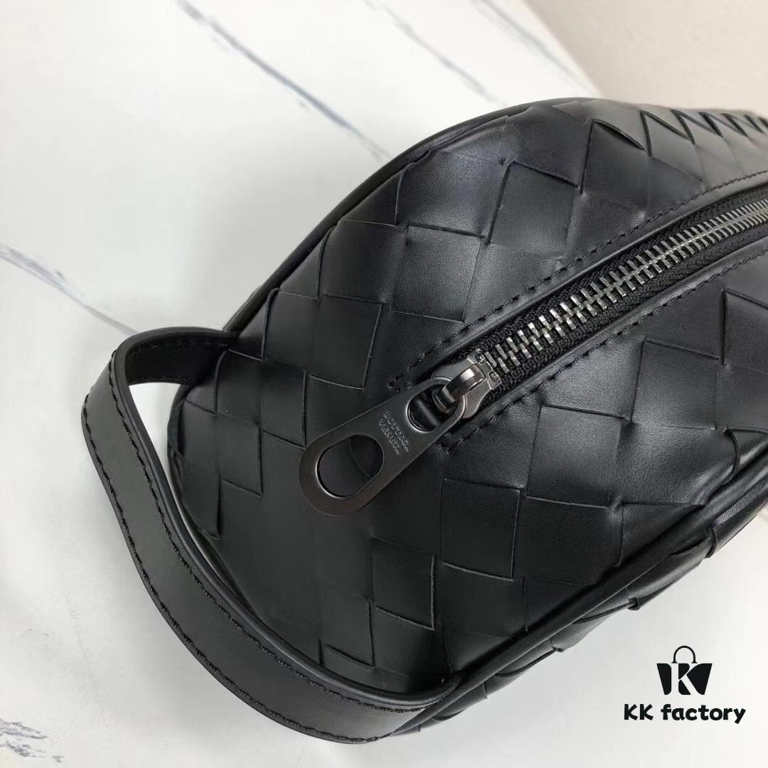 BV Pillow Handbag, Stylish and Handsome, Made with Imported Waxed Cowhide, Fully Hand-Woven, Gray Lining