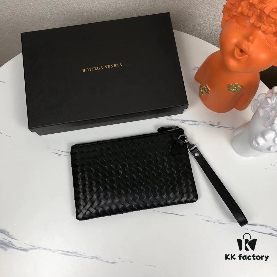 Small Size with Box BV Men's Hand Purse 😱 Traditional Craftsmanship 💪🏻 Premium Waxed Cowhide Leather, Handwoven 🤠 Can Be Used as Wallet or Hand Purse, Minimalist Design, Fully Braided Body, Practical Handle, Secret Pocket with Zipper, Interior Zipper Compartment 🎓 Model: 9916-2#, Color: Black, Size: 24*15*2cm