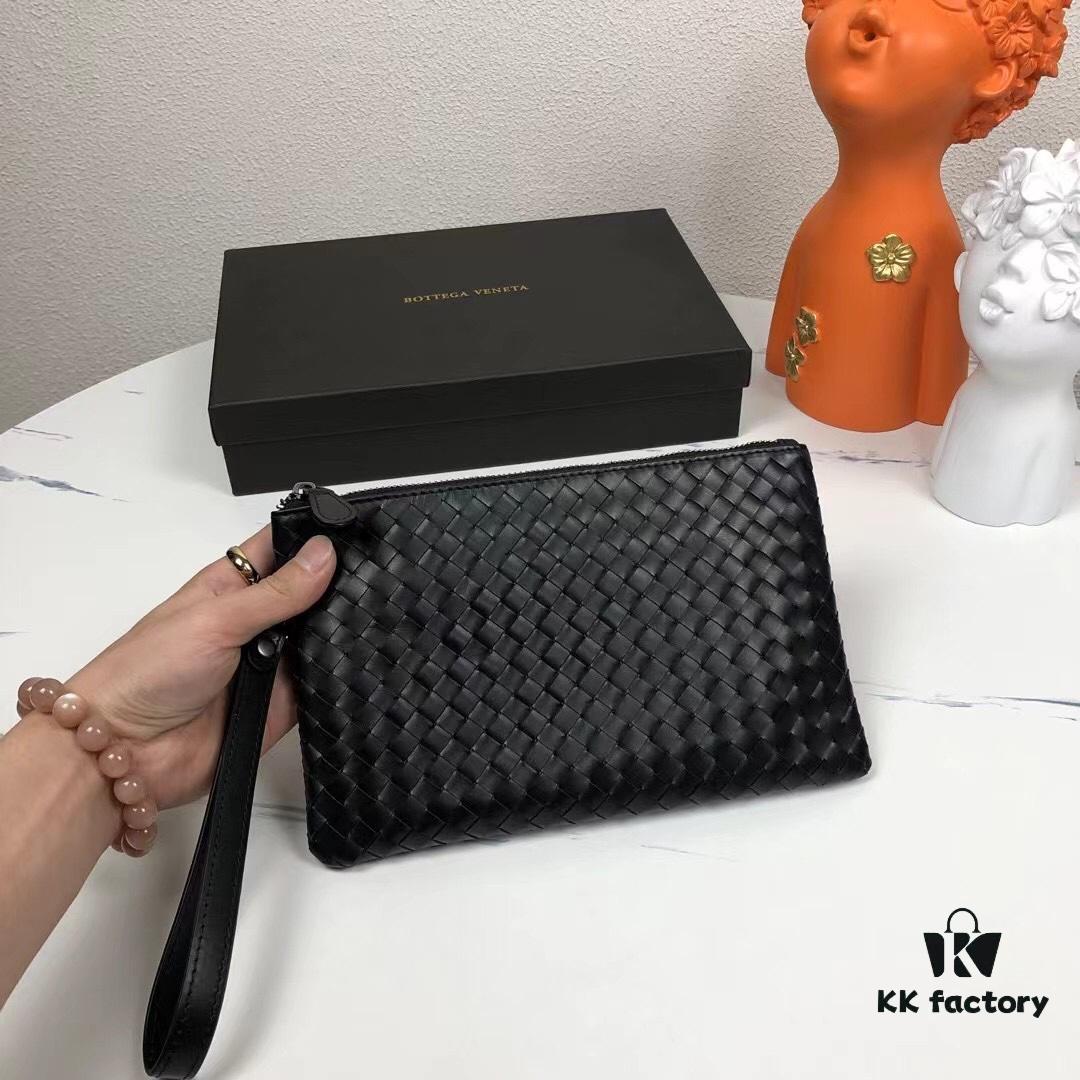 Small Size with Box BV Men's Hand Purse 😱 Traditional Craftsmanship 💪🏻 Premium Waxed Cowhide Leather, Handwoven 🤠 Can Be Used as Wallet or Hand Purse, Minimalist Design, Fully Braided Body, Practical Handle, Secret Pocket with Zipper, Interior Zipper Compartment 🎓 Model: 9916-2#, Color: Black, Size: 24*15*2cm