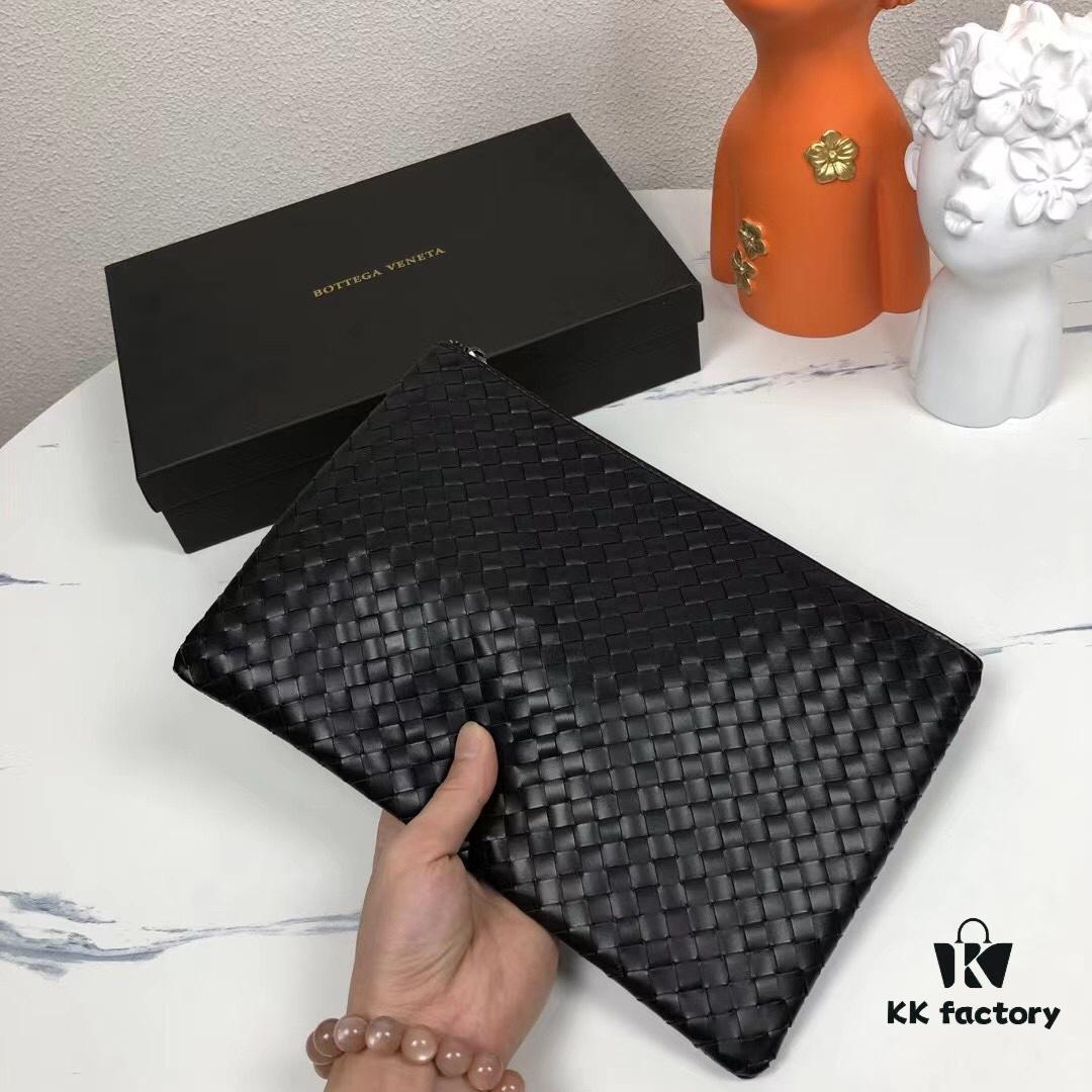 Large Size with Box - BV Men's Hand Purse, Handcrafted from Premium Waxed Cowhide Leather, Braided Design, Multi-Functional Wallet and Clutch with Zipper Closure