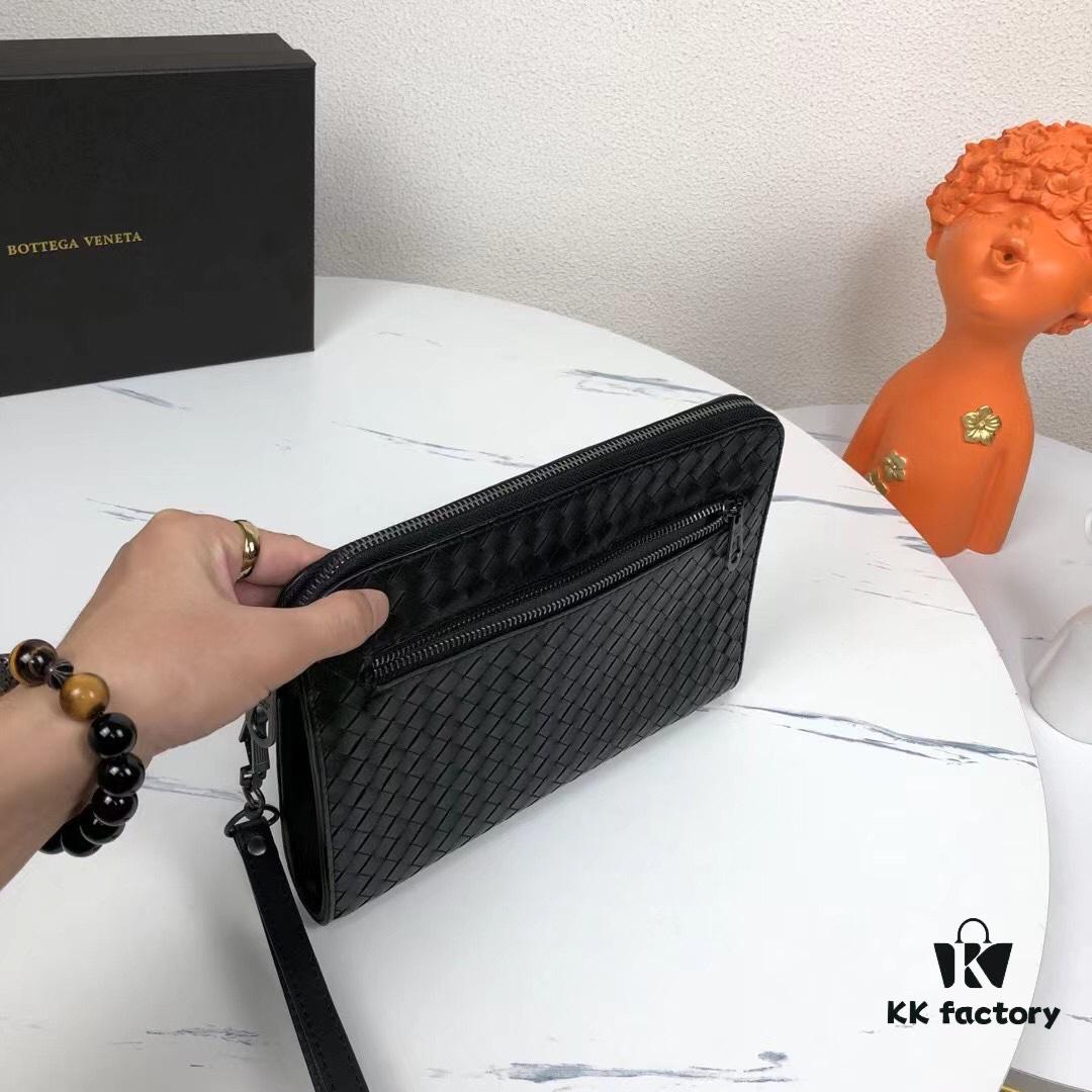 New BV Handbag with Box 🎩🎩 Small Black Clutch 1810S# Size 27X19X3 cm