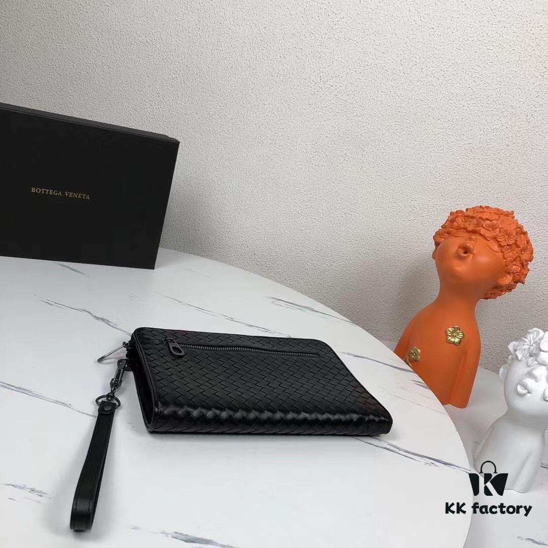 New BV Handbag with Box 🎩🎩 Small Black Clutch 1810S# Size 27X19X3 cm