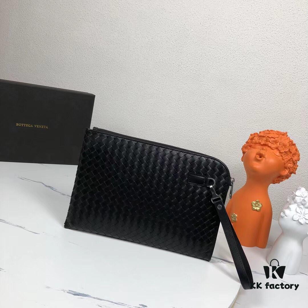BV Woven Clutch with Box 🍀🍀 Top-Tier Imported Wax-Coated Calfskin, Practical Functionality and Elegant Seven-Character Zipper Design That Directly Captivates Men's Hearts, More Convenient to Carry