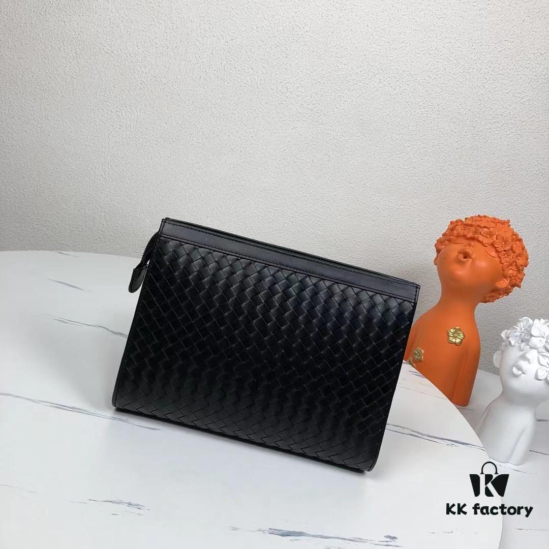 Bv🦋🦋 Men's Handbag New Cabinet Arrival Same as Original Seamless Woven Calfskin with Gunmetal Hardware, Low-Key and Practical, Patina Develops Over Time, Youthful Design Blending Fashion into Work Life