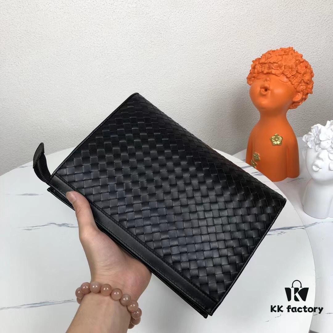 Bv🦋🦋 Men's Handbag New Cabinet Arrival Same as Original Seamless Woven Calfskin with Gunmetal Hardware, Low-Key and Practical, Patina Develops Over Time, Youthful Design Blending Fashion into Work Life