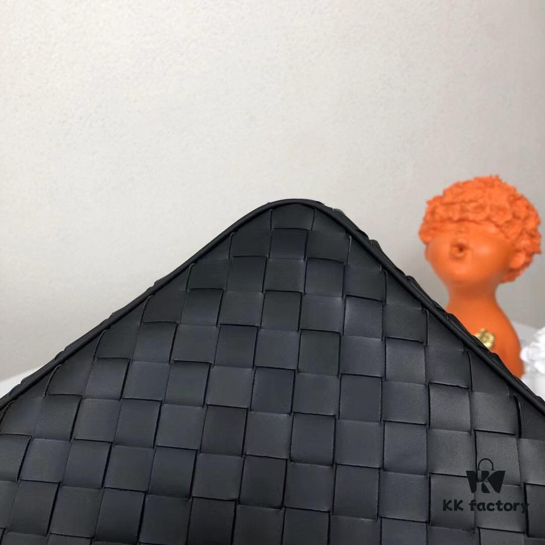 Latest BV Bottega Veneta Handbag – Premium Waxed Cow Leather, Italian Craftsmanship, Elegant and Unique Design