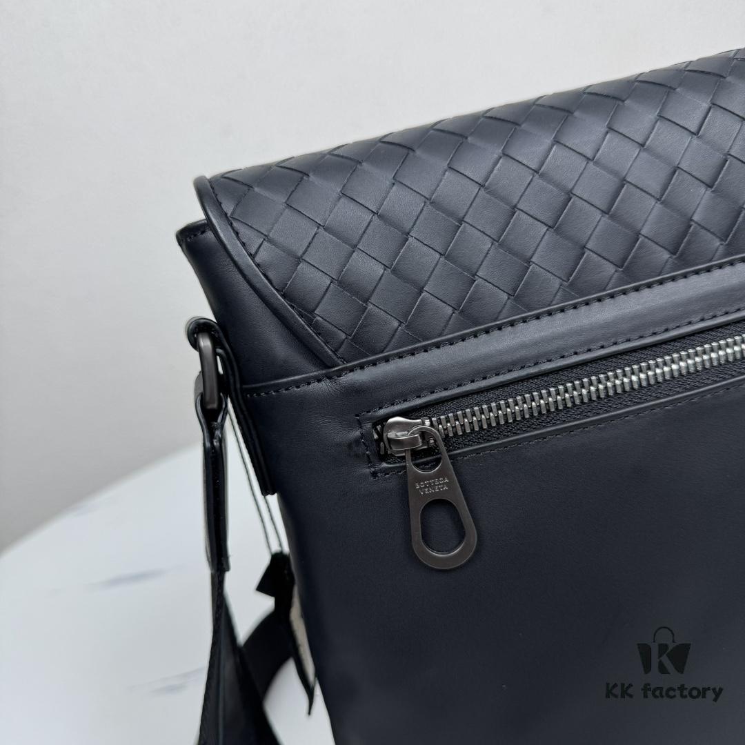 BV Latest Men's Shoulder Bag Original Quality Top-Grade Waxed Calfskin 832# Black 26x24x4cm