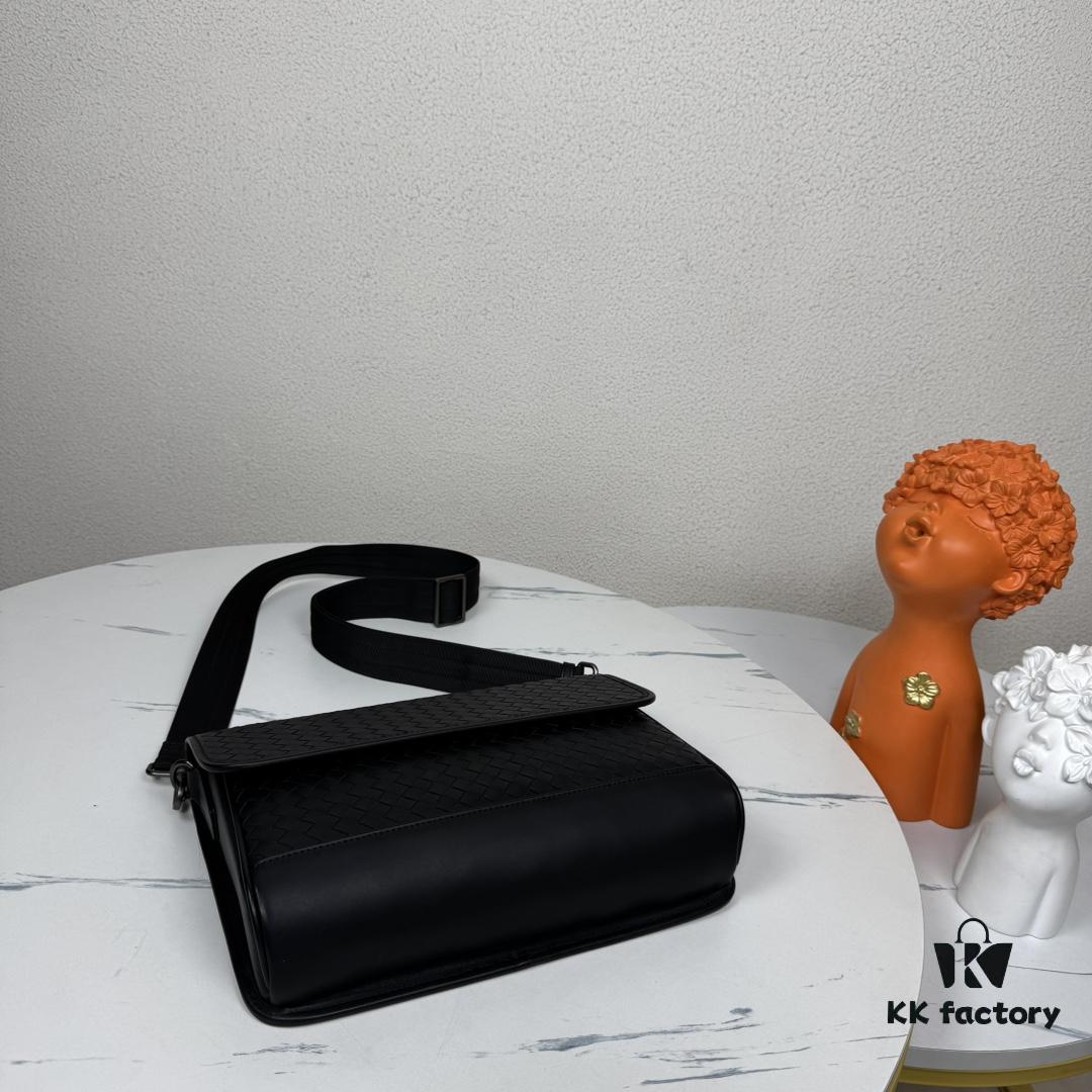 BV Latest Men's Shoulder Bag Original Quality Top-Grade Waxed Calfskin