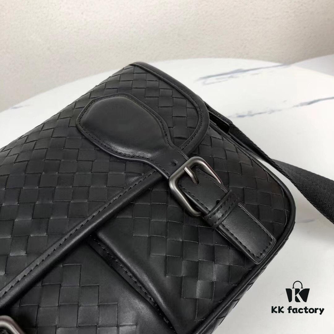 BV Braided Messenger Bag 🌿 New Arrival Bestseller