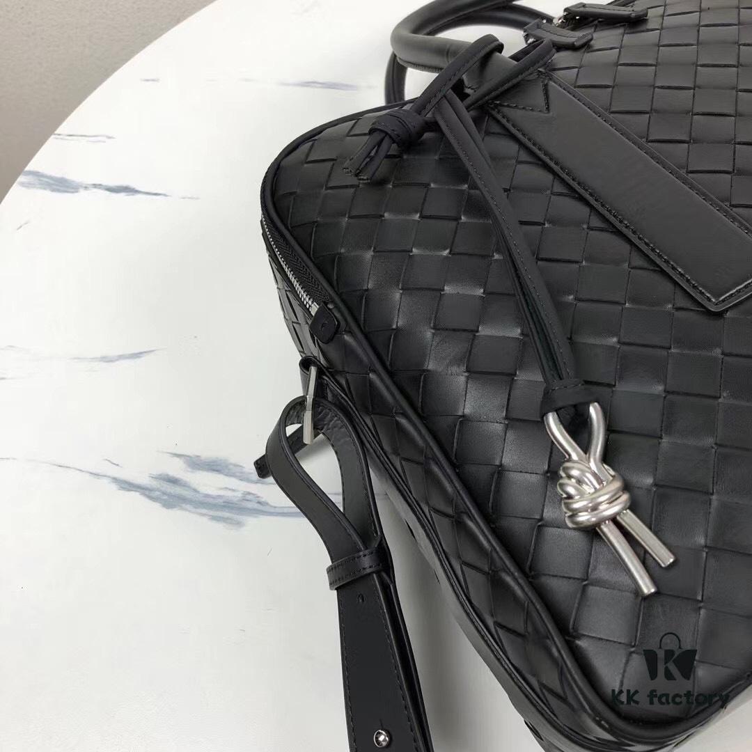 BV New Getaway Large Briefcase with Trolley Sleeve