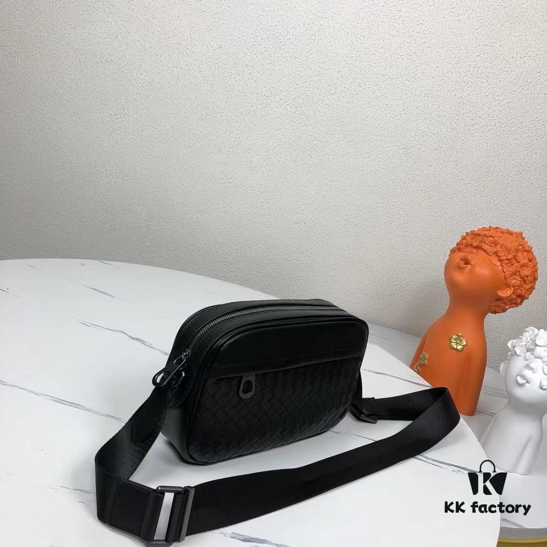 BV Latest Men's Crossbody Bag 2301# in Black - Premium Full-Grain Calfskin with Exquisite Craftsmanship