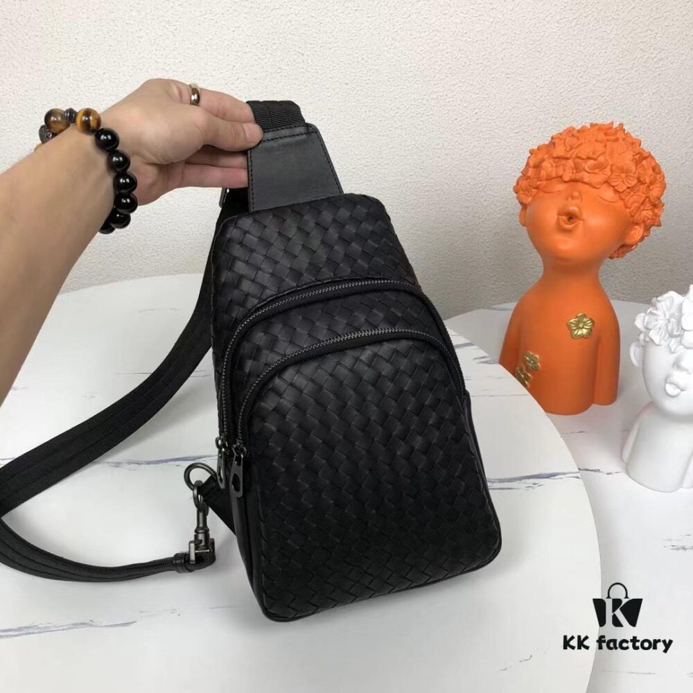 Bv Men's Leather Chest Bag, Minimalist Design, Imported Wax Leather, Business Style