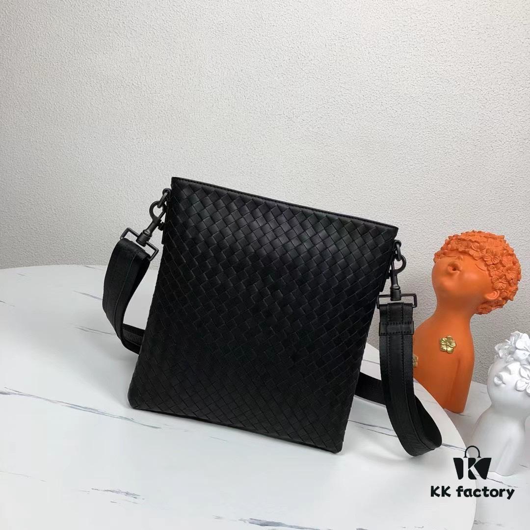 Bv😎 Classic Men's Crossbody Bag - Same Style as Guo Tao's, Simple and Stylish Design