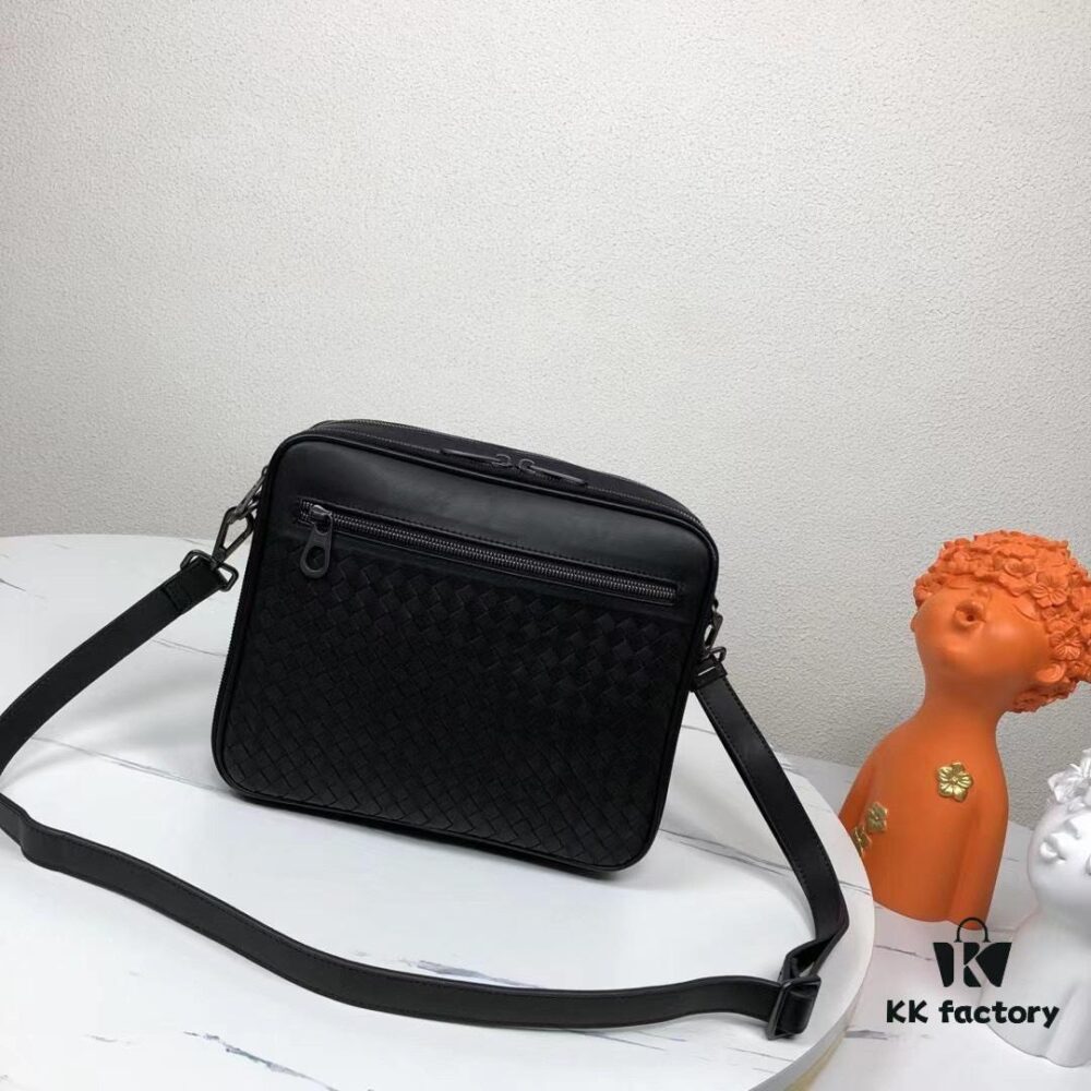 Bottega Veneta Original Men's Crossbody/Shoulder Bag in Black - Premium Imported Waxed Calfskin, Handwoven Craftsmanship