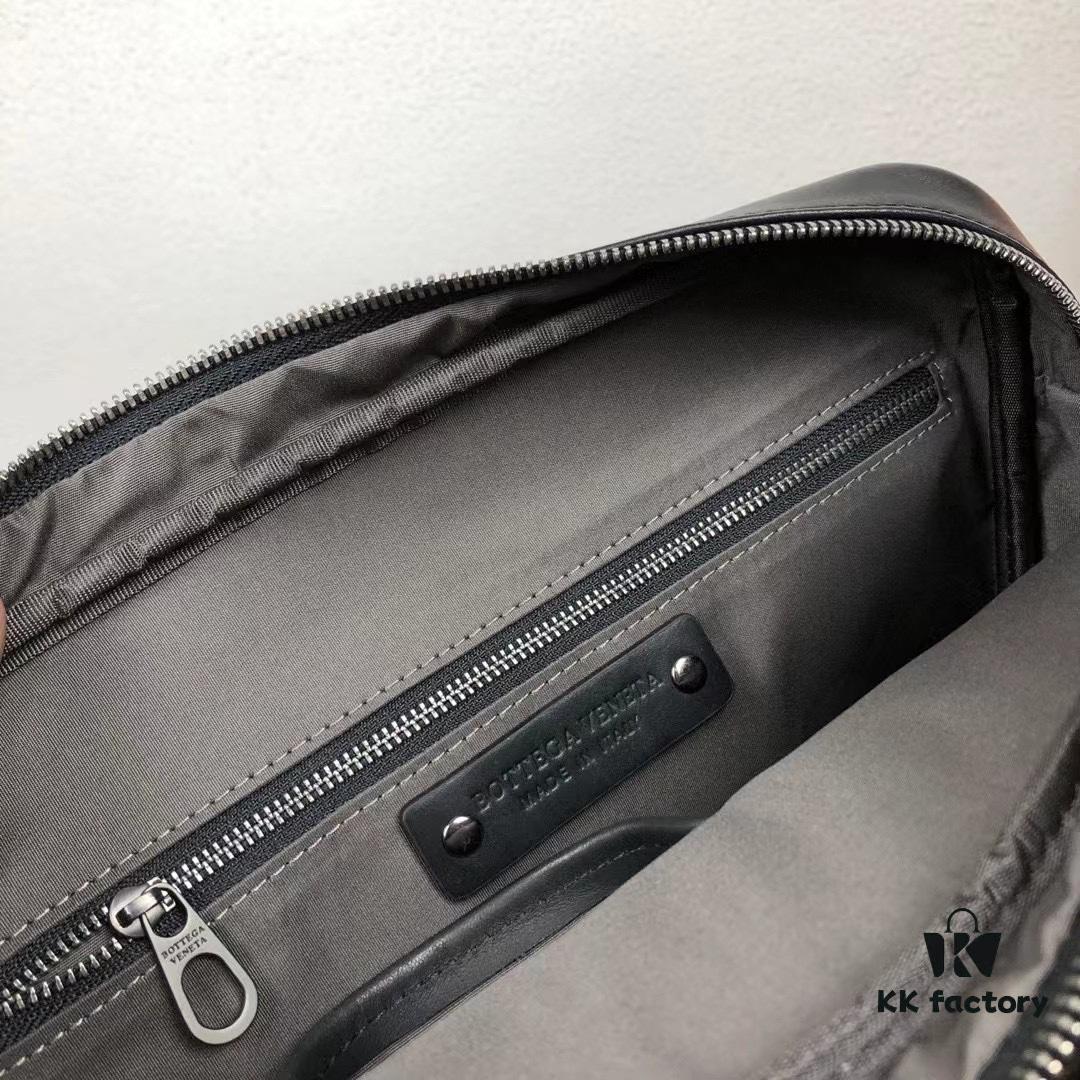 Bottega Veneta Original Men's Crossbody/Shoulder Bag in Black - Premium Imported Waxed Calfskin, Handwoven Craftsmanship