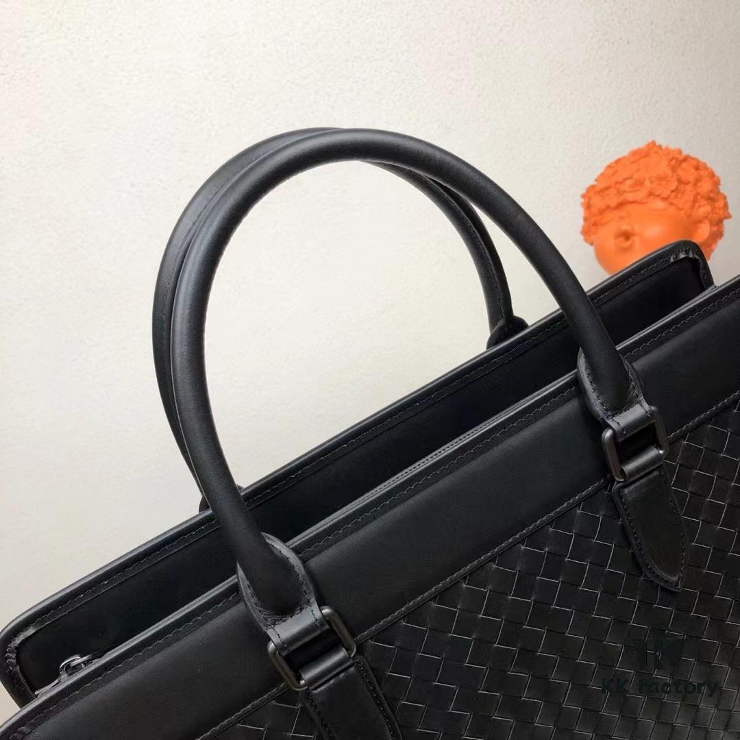 Bottega Veneta Original Men's Briefcase - Handwoven Italian Wax-Cowhide Leather