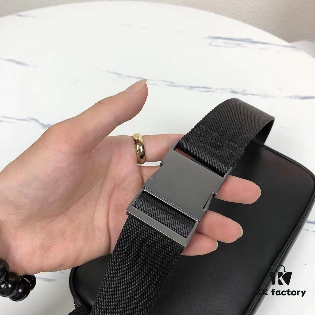 BV New Arrival Woven Leather Compact Waist Bag ✅ Linear Waist Pouch Made from Imported Waxed Calfskin with Signature Intrecciato 15 Weave, Top Zip Closure, Front Zip Pocket, Interior Phone Compartment, and Adjustable Strap