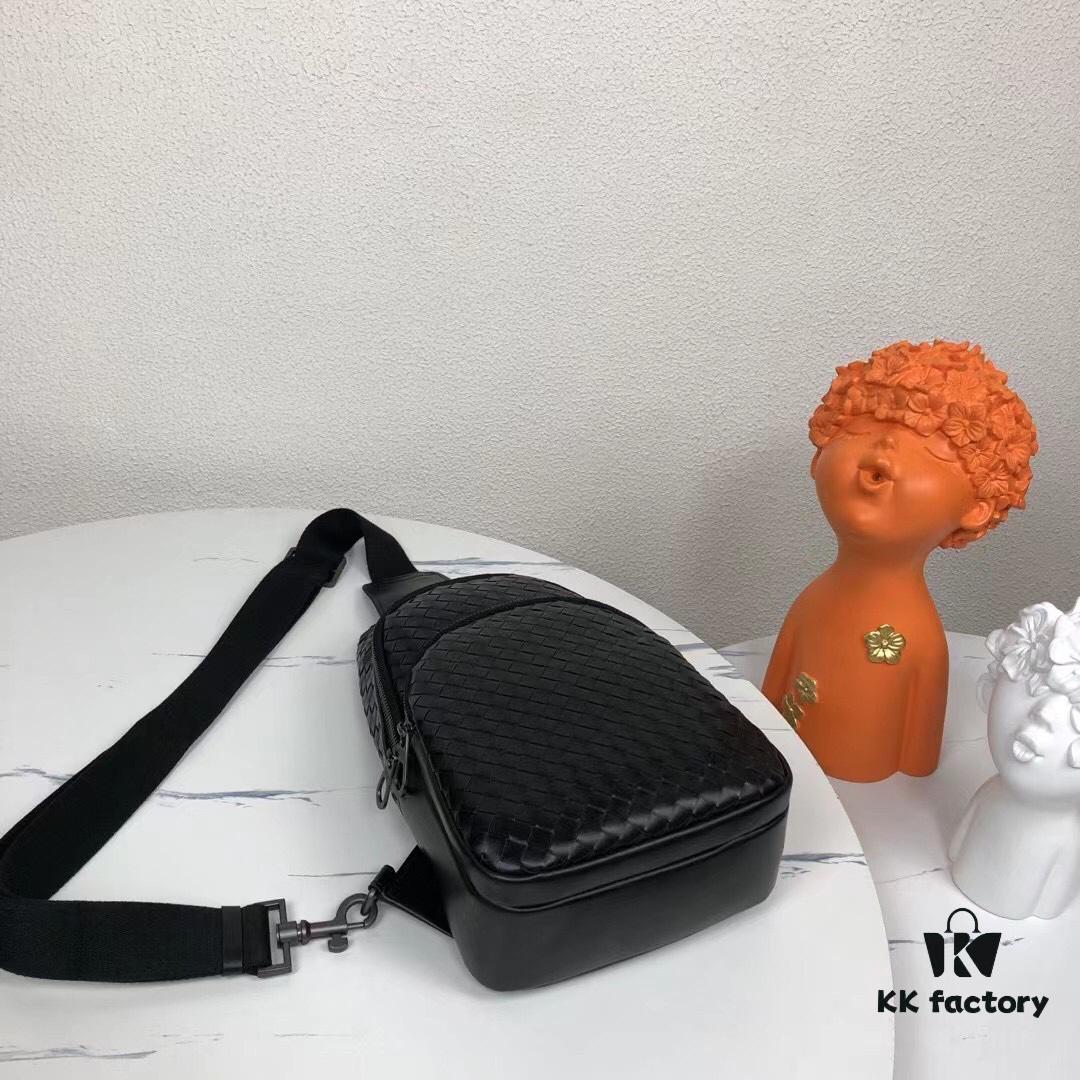 Bv Counter Style Waist Bag Made from Imported Waxed Cowhide Leather