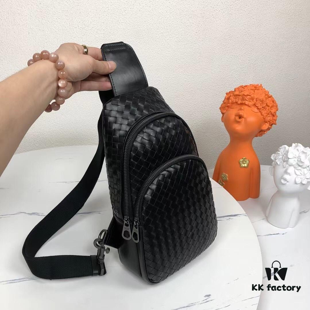 Bv Counter Style Waist Bag Made from Imported Waxed Cowhide Leather