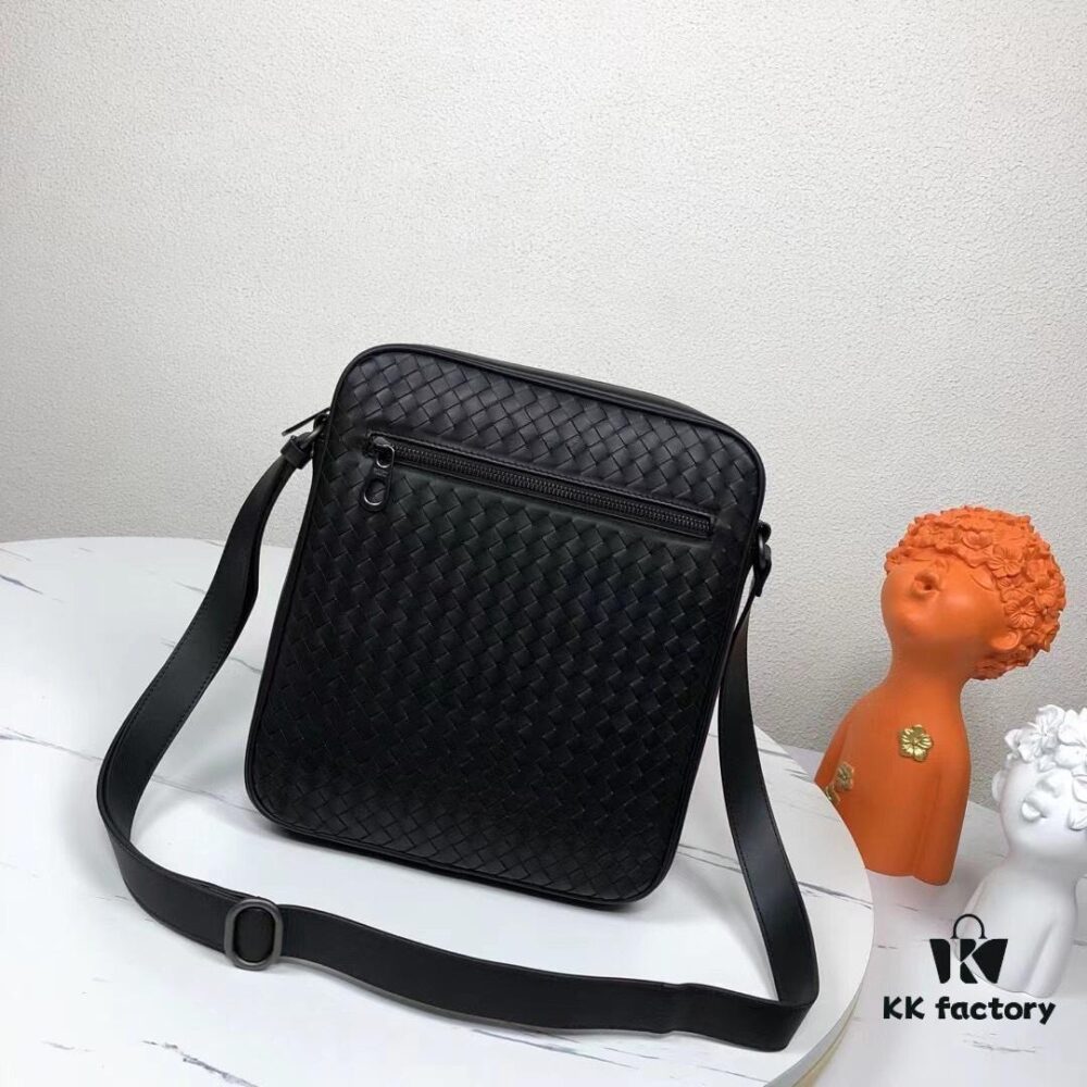 Top-Quality Genuine Wax-Coated Leather Handbag, Original Department Store Specifications, Exquisite Craftsmanship, Unique Design