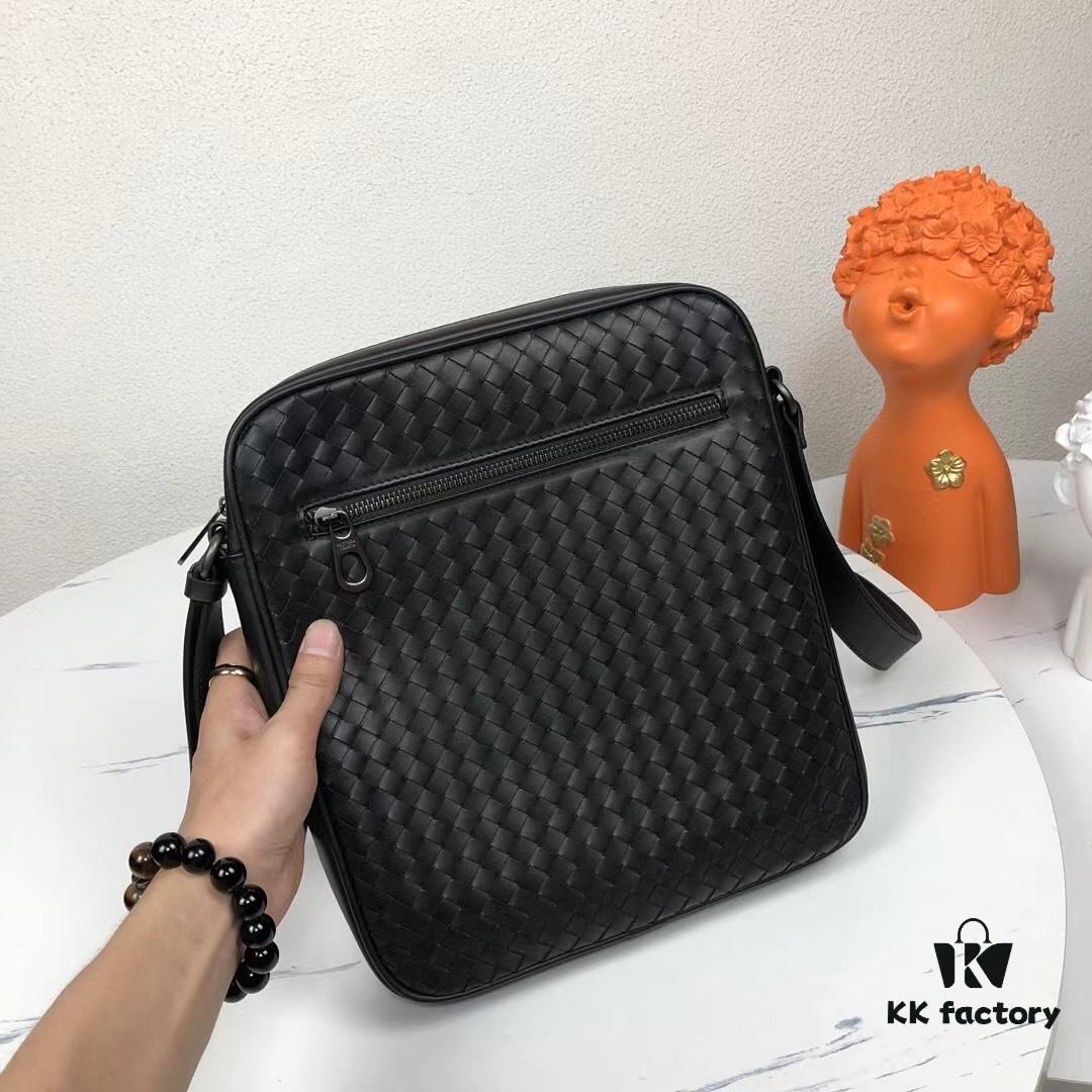 Top-Quality Genuine Wax-Coated Leather Handbag, Original Department Store Specifications, Exquisite Craftsmanship, Unique Design