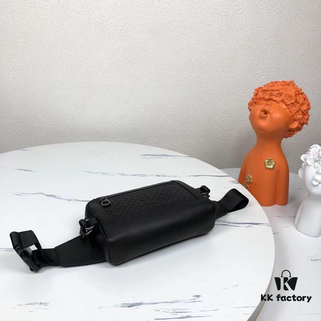 Bv Counter Model Waist Bag Made of Imported Waxed Cowhide Leather