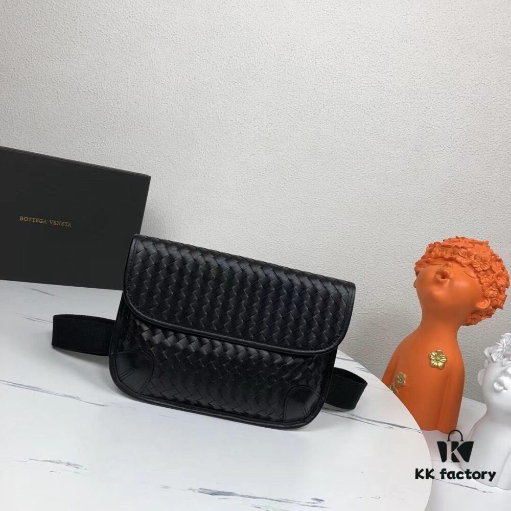 Box Included | BV Top-Quality Official Website Bestseller | Minimalist and Elegant Men's Crossbody Bag / Shoulder Bag | Premium Original Quality, Fashionable and Casual Design