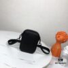 BV Top Official Website Bestseller Minimalist and Elegant Men's Small Shoulder Bag / Phone Pouch, Original Order Production, Fashionable and Casual, Exudes a Sophisticated Look While Highlighting Practicality and Perfection, Designed by European Masters, Premium Quality, Stylish and Novel